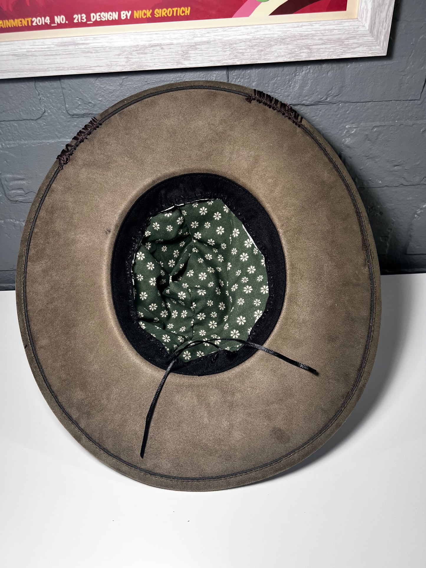 Mountain/ Forest wide brim hat